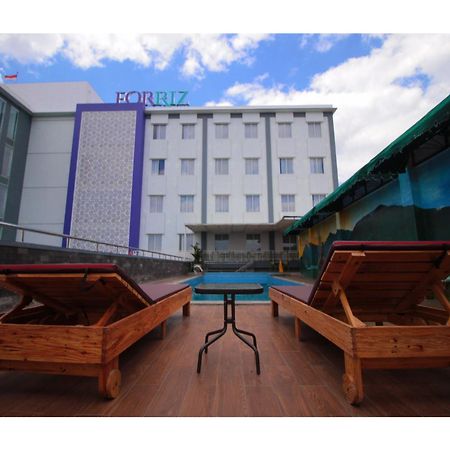 Forriz Hotel Yogyakarta Exteriör bild