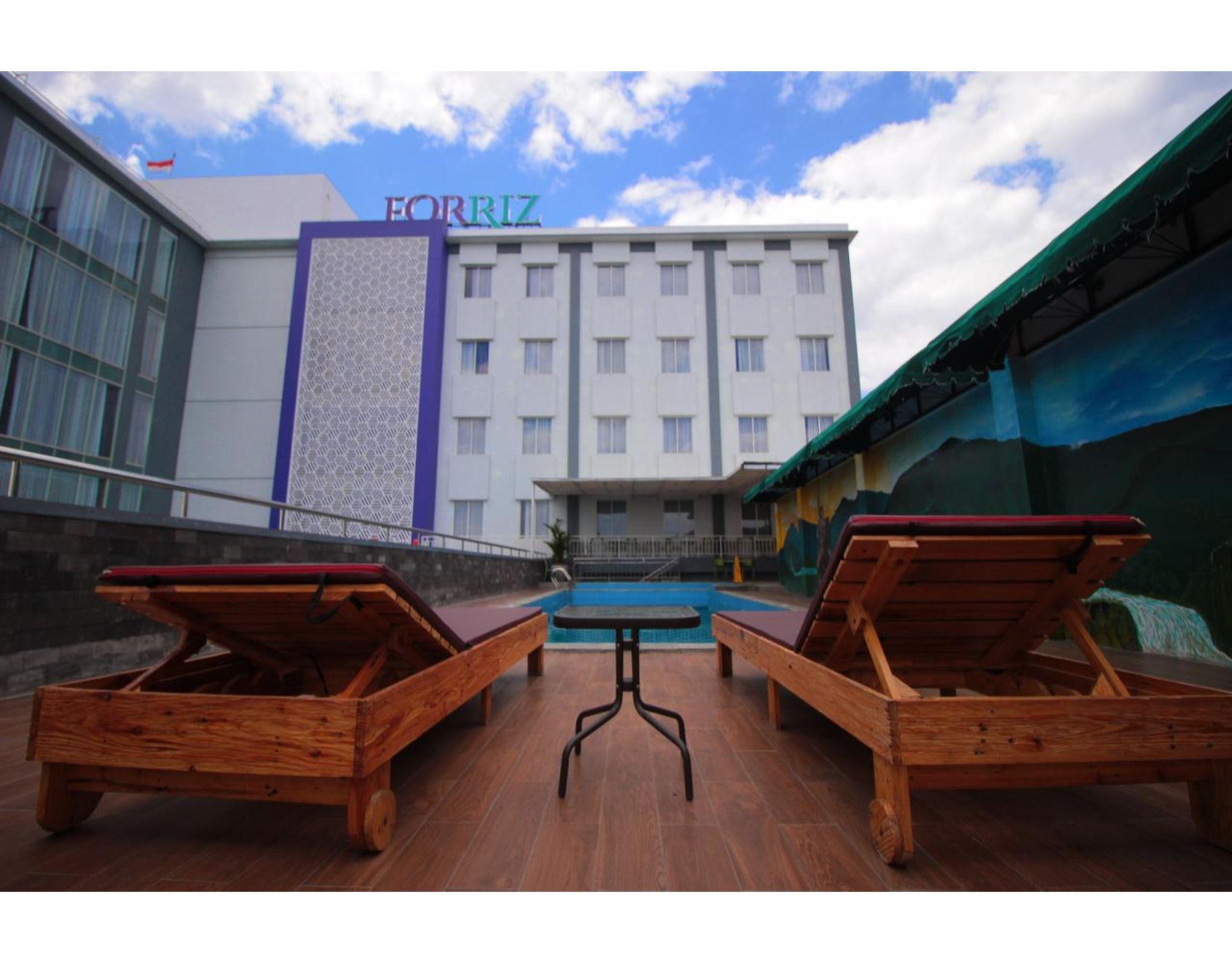 Forriz Hotel Yogyakarta Exteriör bild
