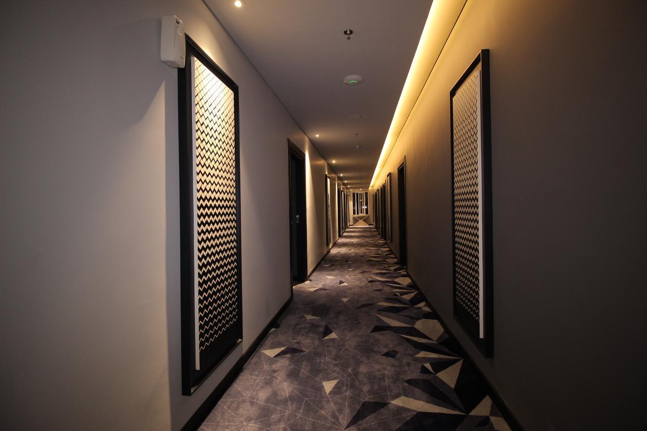 Forriz Hotel Yogyakarta Exteriör bild